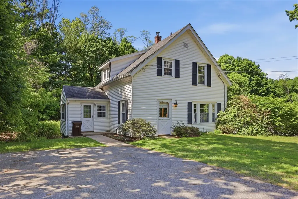 91 Kimball Rd, Amesbury, MA 01913 - #1