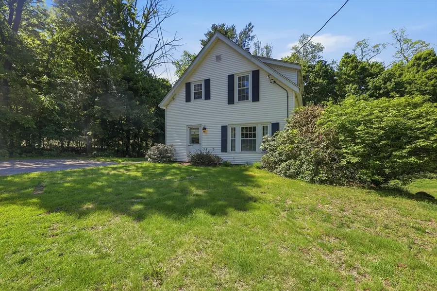 91 Kimball Rd, Amesbury, MA 01913 - #3