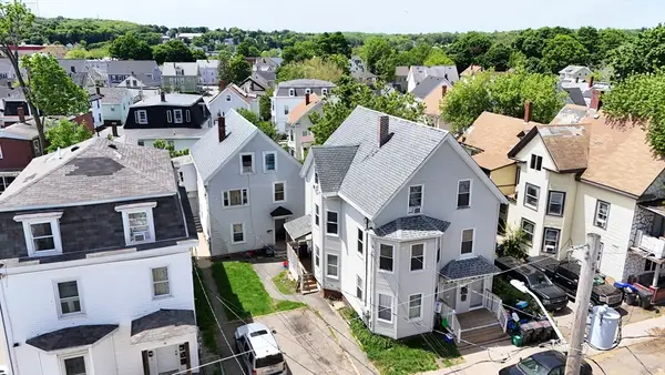 32 1/2 Nichols, Haverhill, MA 01830