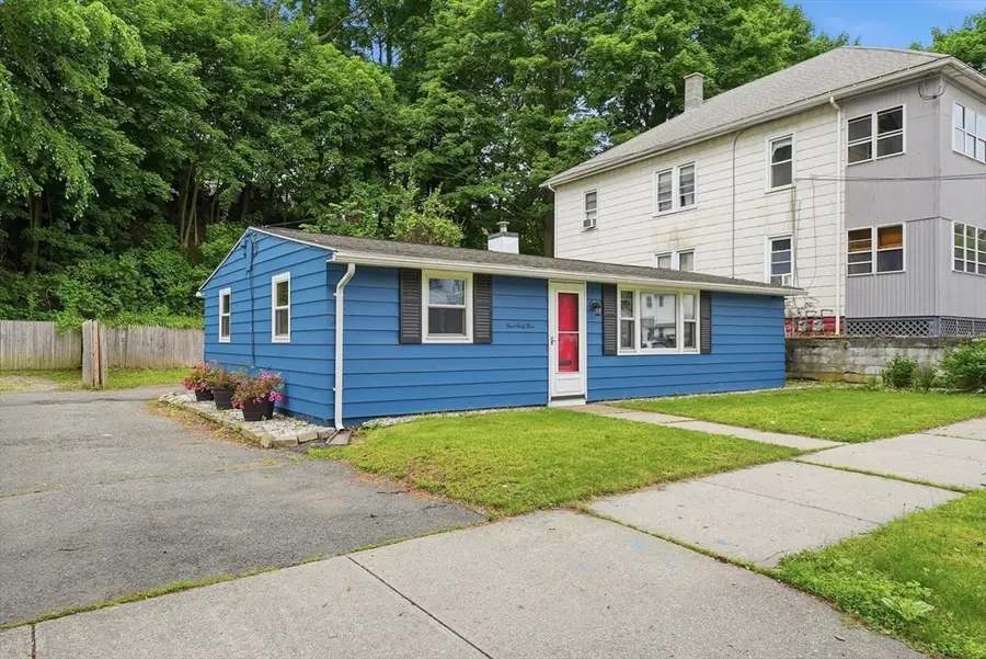 165 Hampden St, Springfield, MA 01151 - #3