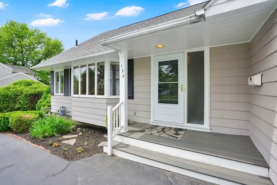 135 Rogers Avenue, West Springfield, MA 01089 - #3