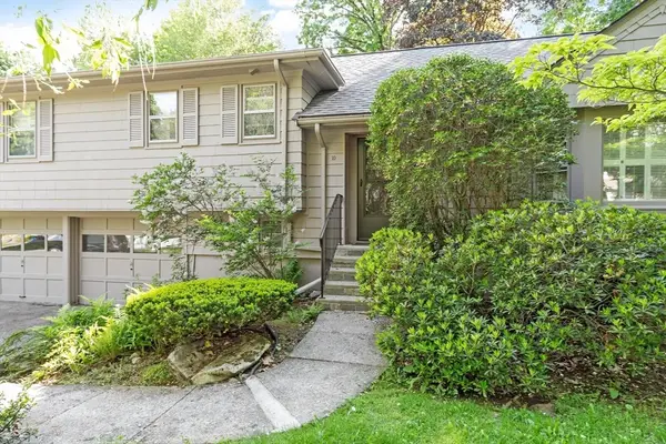 10 Dick Drive, Worcester, MA 01609