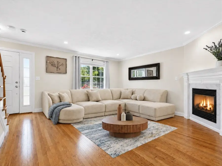 189 Grove Street #2, Waltham, MA 02453 - #2