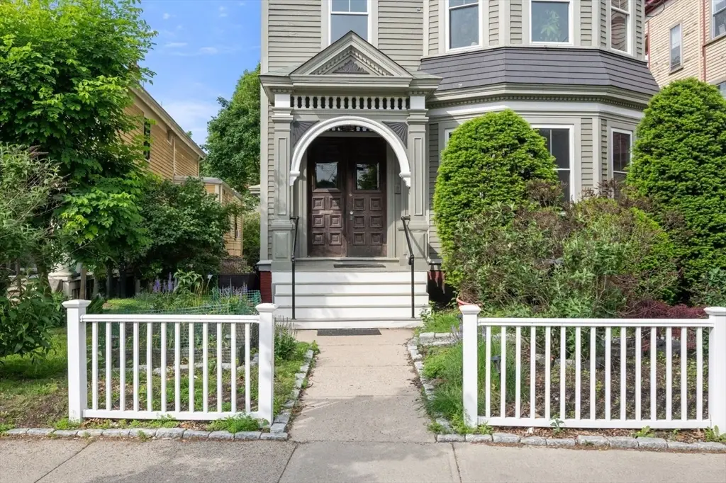 174 Elm Street North #1, Cambridge, MA 02140 - #1
