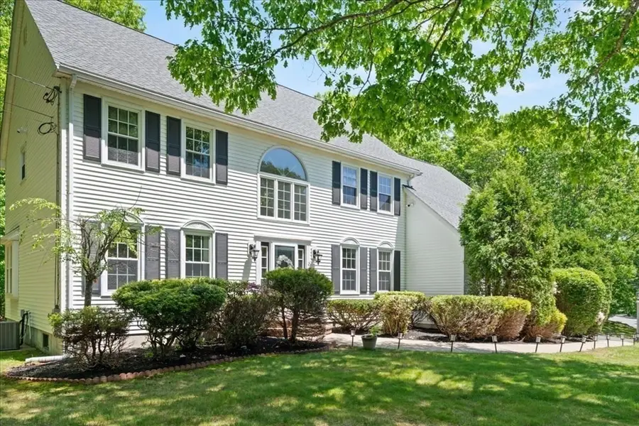 2 Harrison Pl, Franklin, MA 02038 - #2