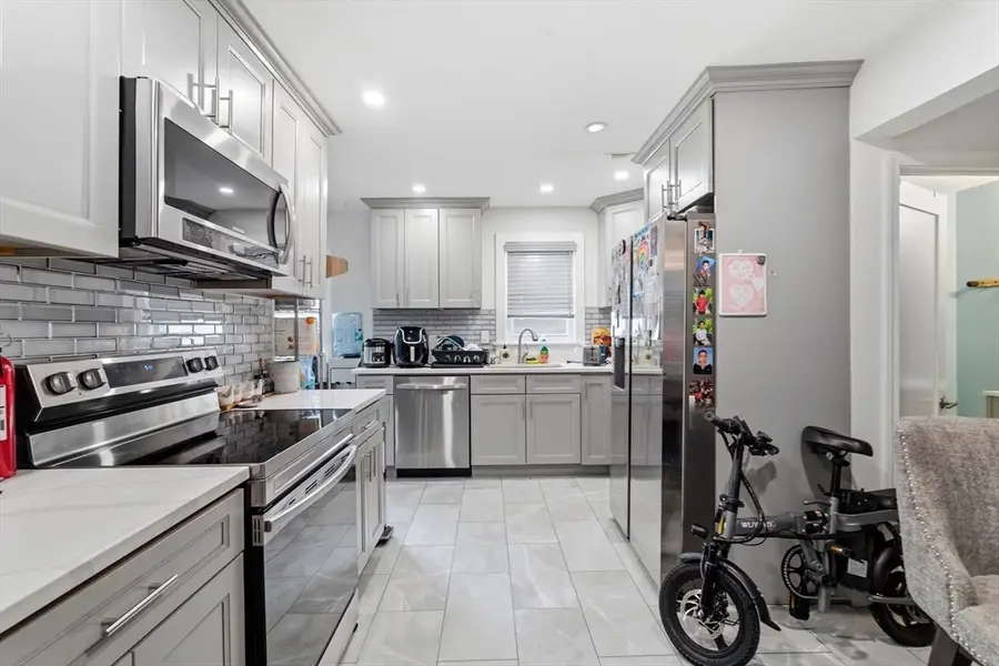 44 Everett St, Everett, MA 02149 - #3