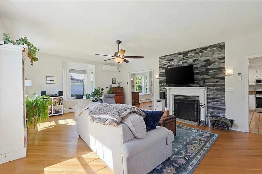 9 Commonwealth Ave, Dedham, MA 02026 - #3