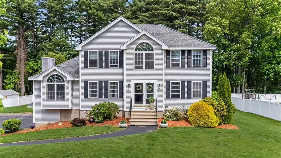 72 Heritage Rd, Dracut, MA 01826 - #2