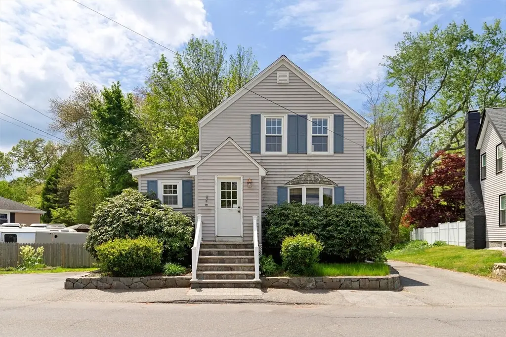19 Butler Ave, Wakefield, MA 01880 - #1