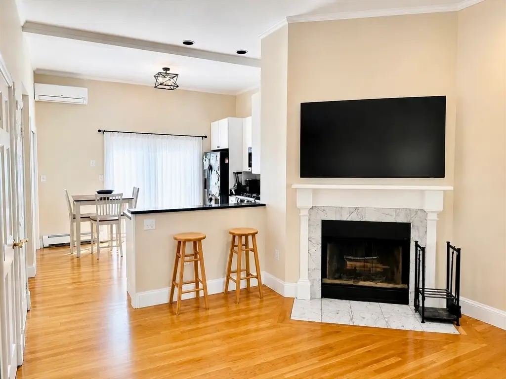 90 Washington St #B, Boston, MA 02129 - #1