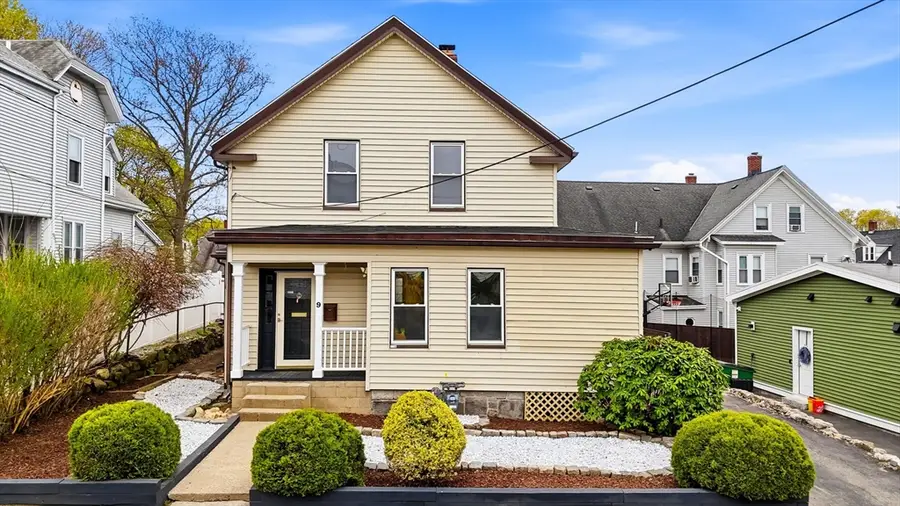9 Robbins Street, Waltham, MA 02453 - #2