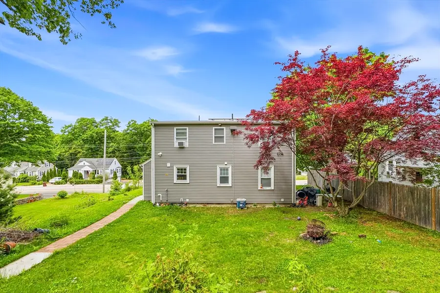 39 Pinehurst, Auburn, MA 01501 - #2