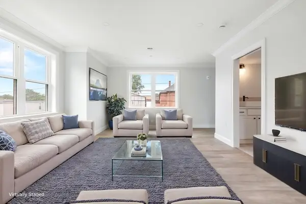 161 Sumner St #3, Quincy, MA 02169