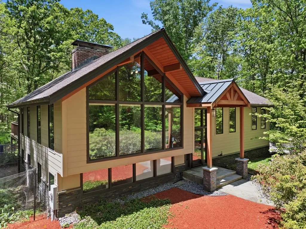26 Dennis Circle, Northborough, MA 01532 - #1