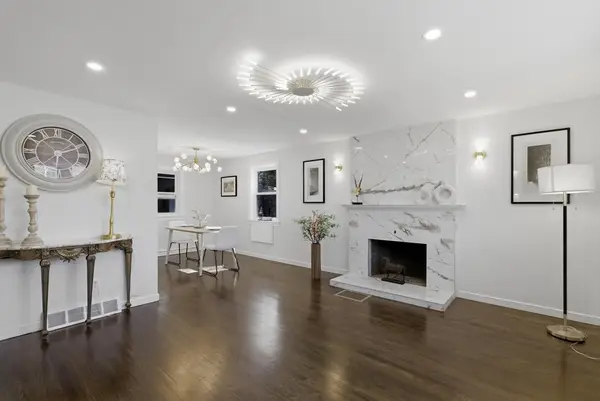 607 Turnpike St, Stoughton, MA 02072