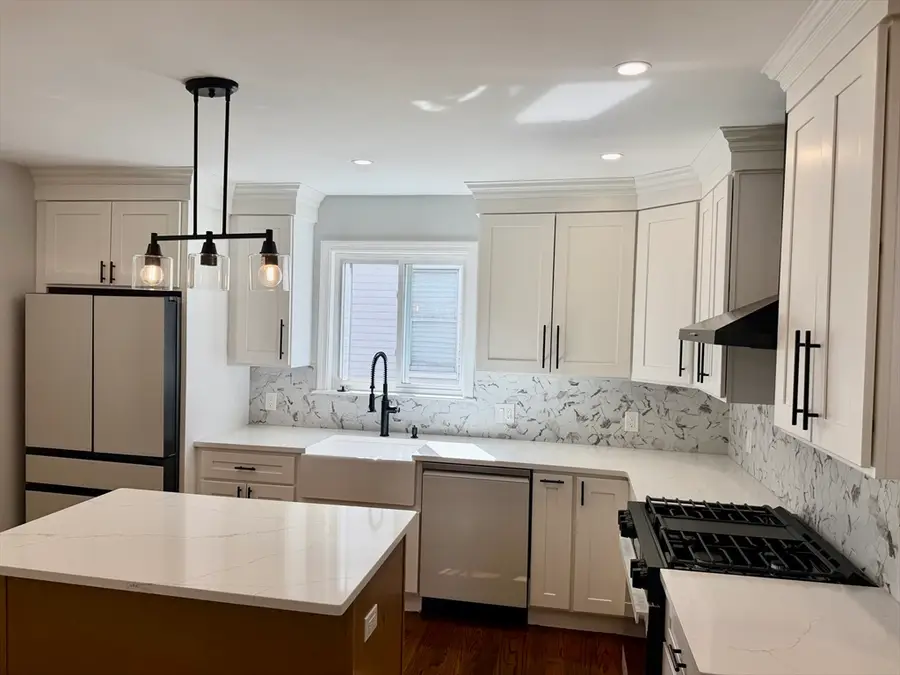 60-62 Wellsmere Road #2, Boston, MA 02131 - #3