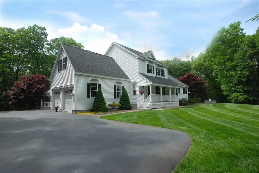 8 Barton Rd, Harvard, MA 01451 - #2