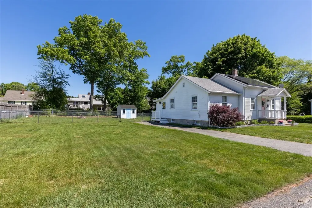 61 Columbus Ave, North Easton, MA 02356 - #1