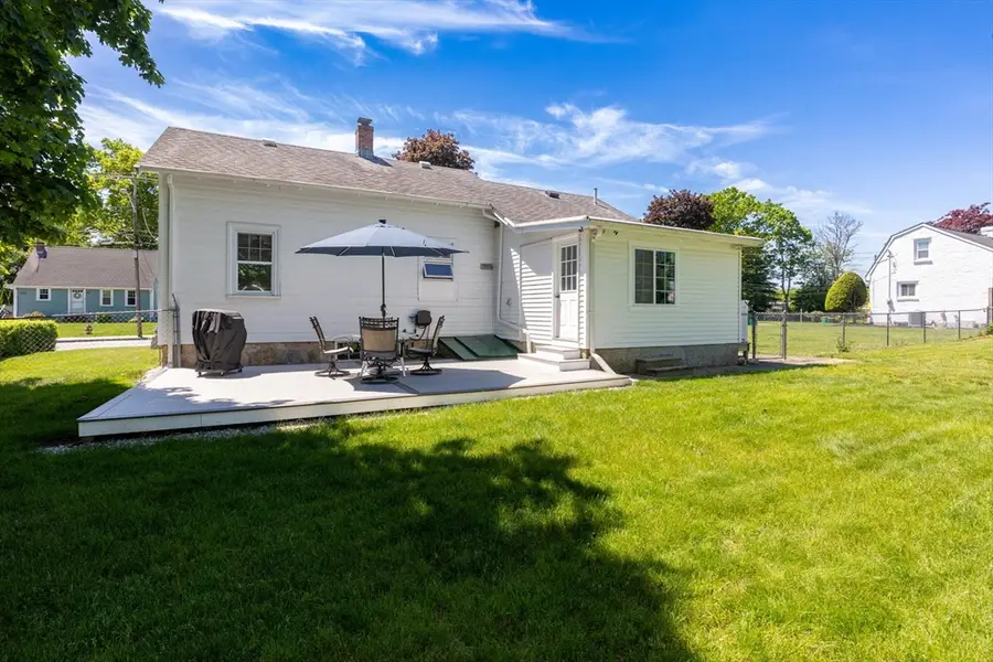 61 Columbus Ave, North Easton, MA 02356 - #3