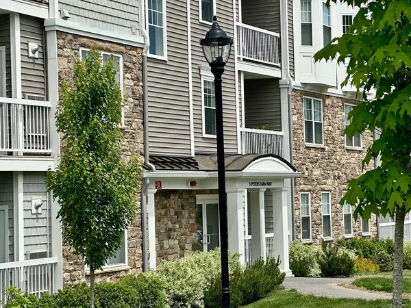 3405 Peters Farm Way #3405, Westborough, MA 01581