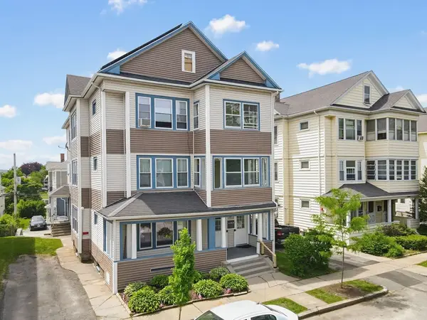 17 North Woodford Street, Worcester, MA 01604