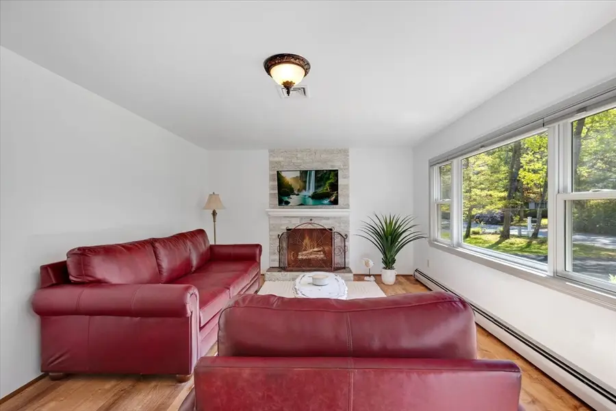 36 Mooring Dr, Cotuit, MA 02635 - #3