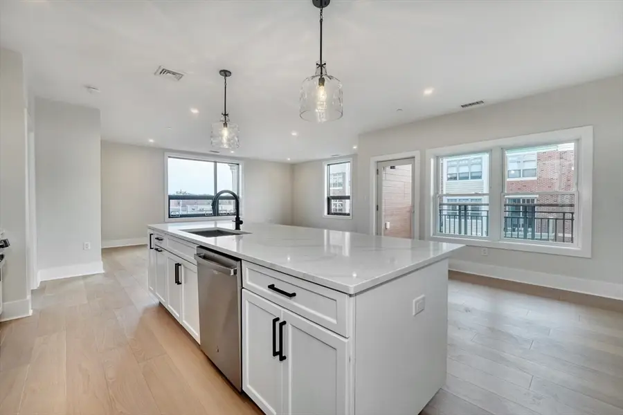 62 Foundry St #305, Wakefield, MA 01880 - #3
