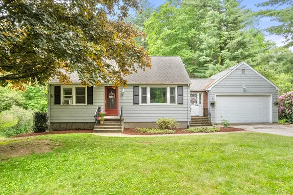 21 Grove St, Shrewsbury, MA 01545