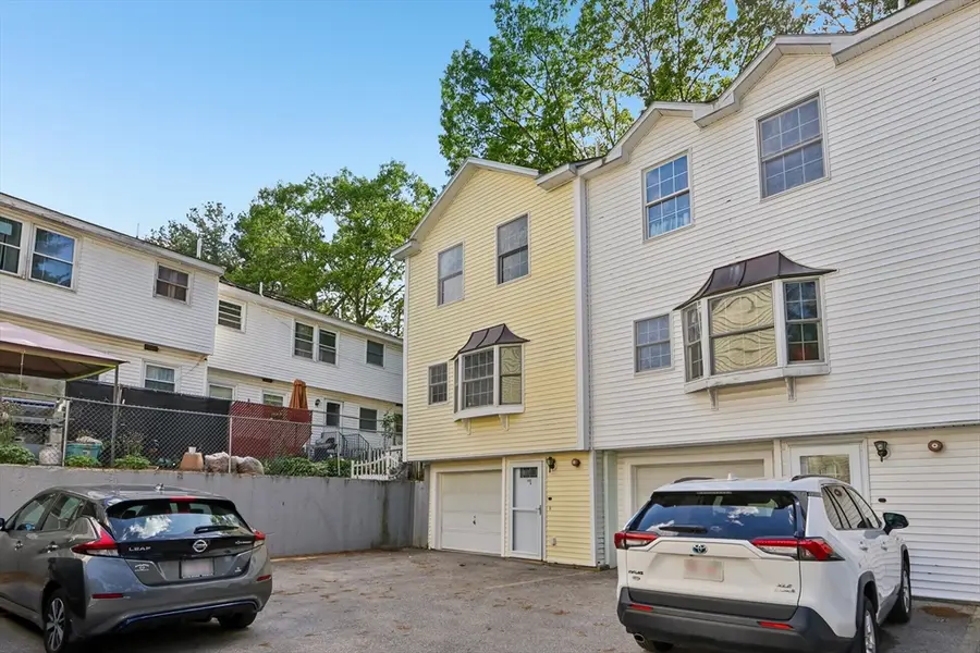 115 Beacon Ave #A, Lawrence, MA 01843 - #3