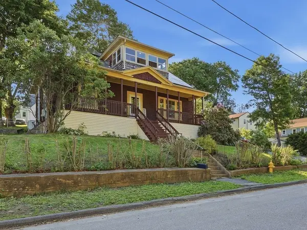 76 Grant St, Gardner, MA 01440