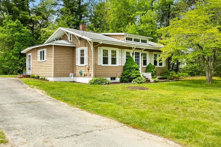 955 Middle Rd, Acushnet, MA 02743 - #2