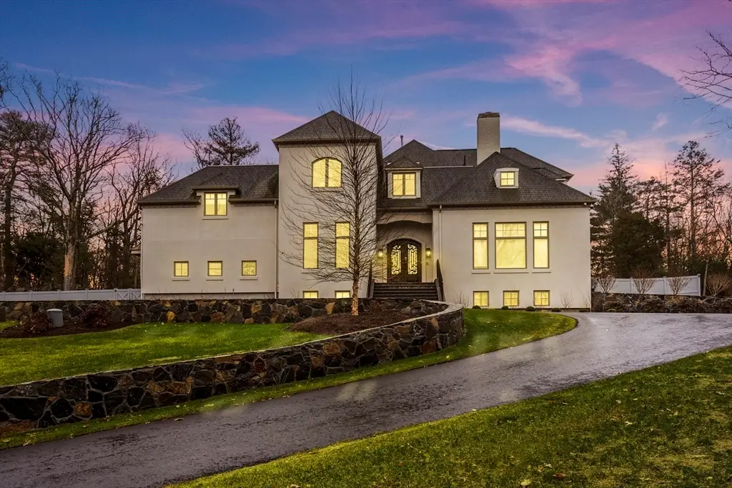 7 Schoolmaster Ln, Dedham, MA 02026 - #1