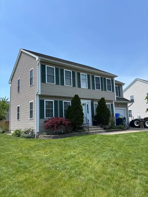 266 Christopher Dr, Springfield, MA 01129 - #2