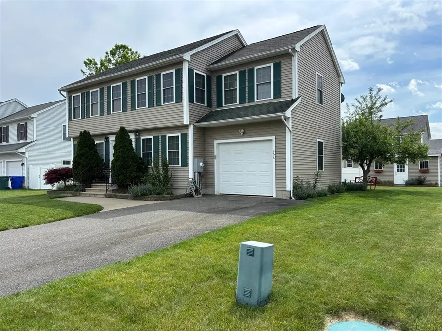 266 Christopher Dr, Springfield, MA 01129 - #3