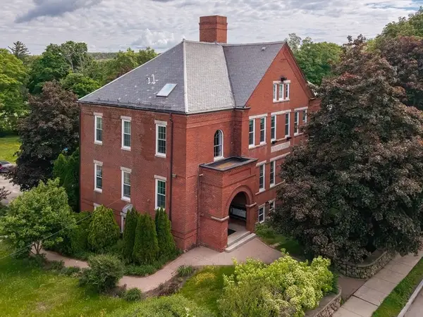 160 Salem Street #201, Haverhill, MA 01835