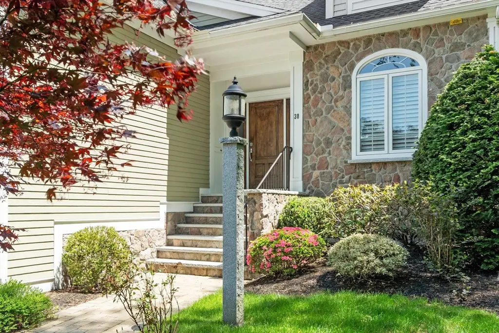 38 Crenshaw Ln #38, Andover, MA 01810 - #1