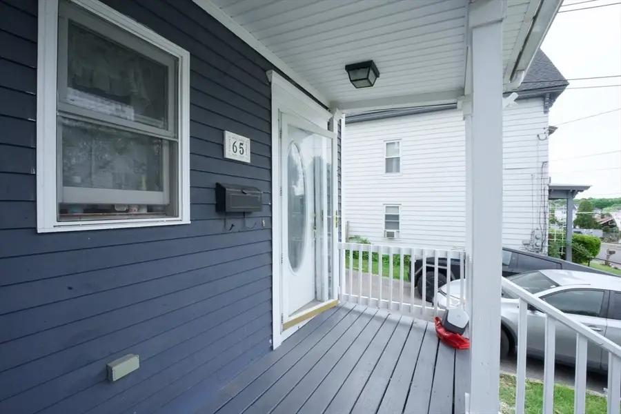 65 Pearl St, Clinton, MA 01510 - #2