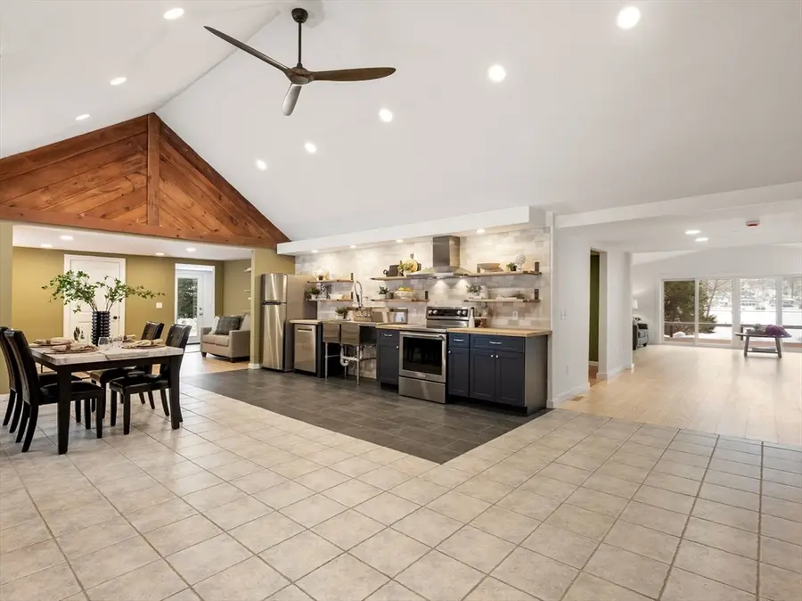 241 Mashapaug Road, Holland, MA 01521 - #3