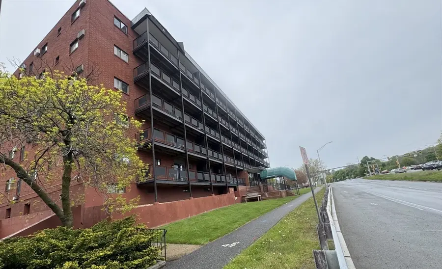 585 Revere Beach Pkwy #403, Revere, MA 02151 - #2