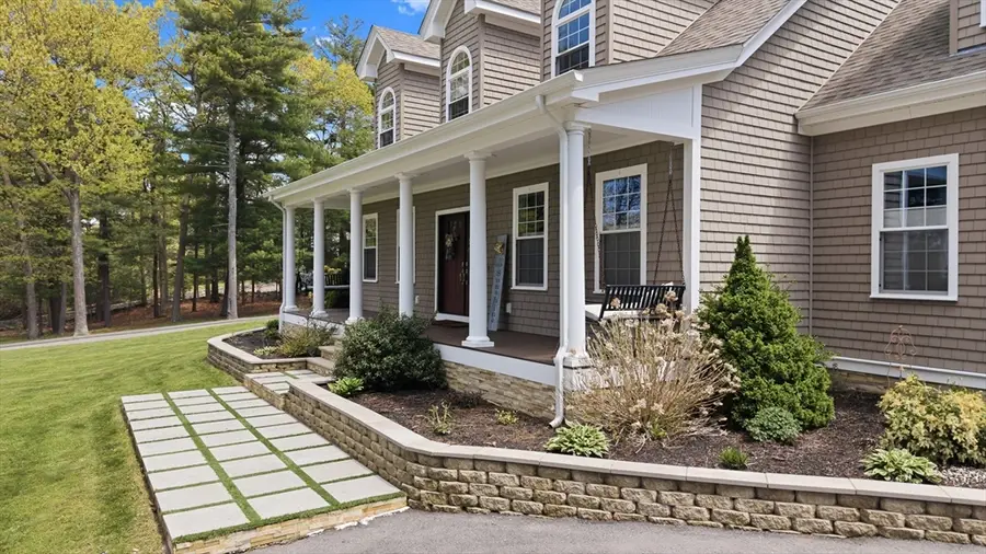 35 High Street, Assonet, MA 02702 - #3