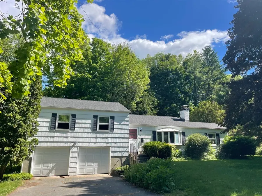 51 Jeffrey Ln, Amherst, MA 01002 - #2