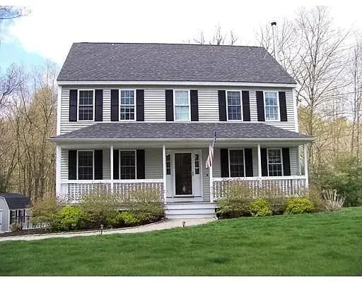 139 Martin Rd, Douglas, MA 01516