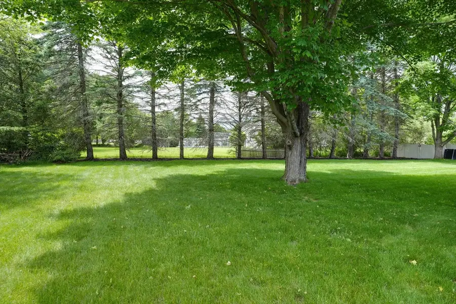 15 Lanthorn Rd, Northborough, MA 01532 - #3