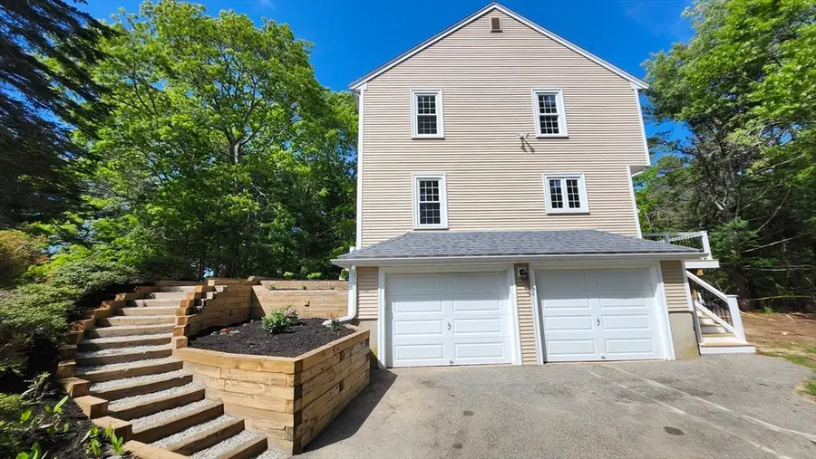 10 Mcclellan Dr, Plymouth, MA 02360 - #3
