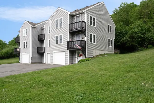 43 West Meadow Estates Drive #43, Townsend, MA 01474