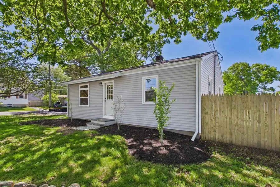 44 Wing Rd, Acushnet, MA 02743 - #3