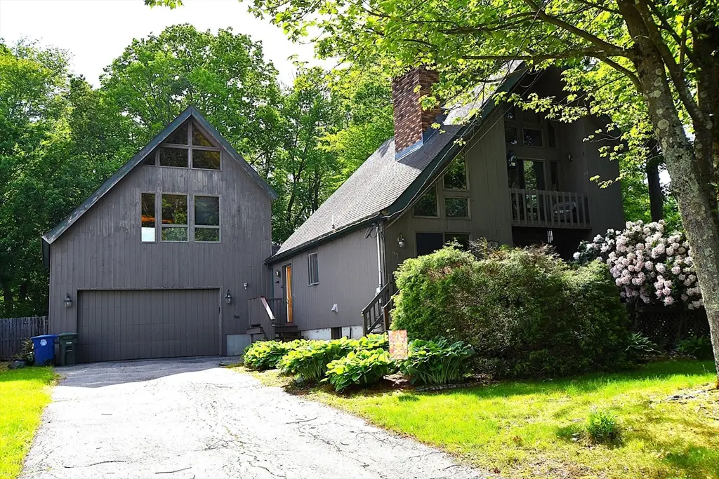 87 Norwood Ave, Leominster, MA 01453 - #1