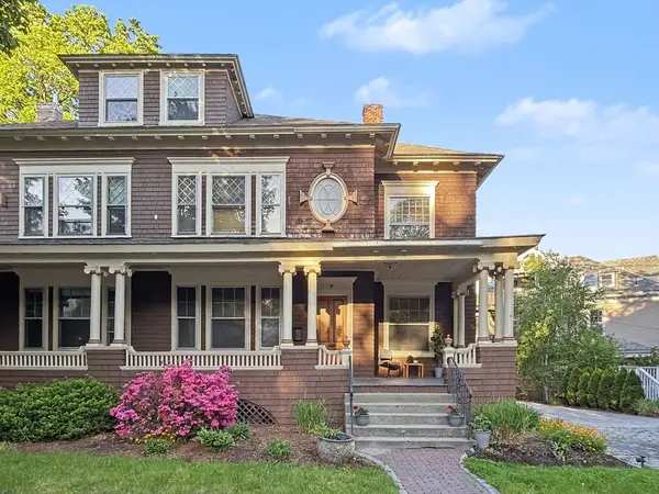 4 Westland St, Worcester, MA 01602