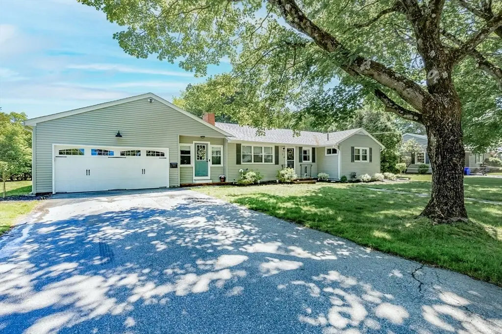 2 Amherst Rd, Andover, MA 01810 - #1