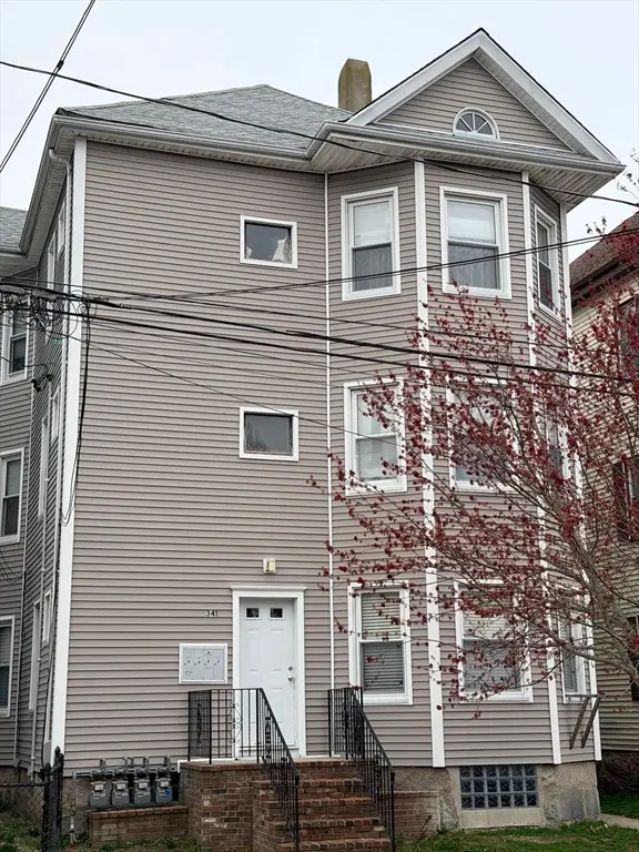 341 Earle St, New Bedford, MA 02746